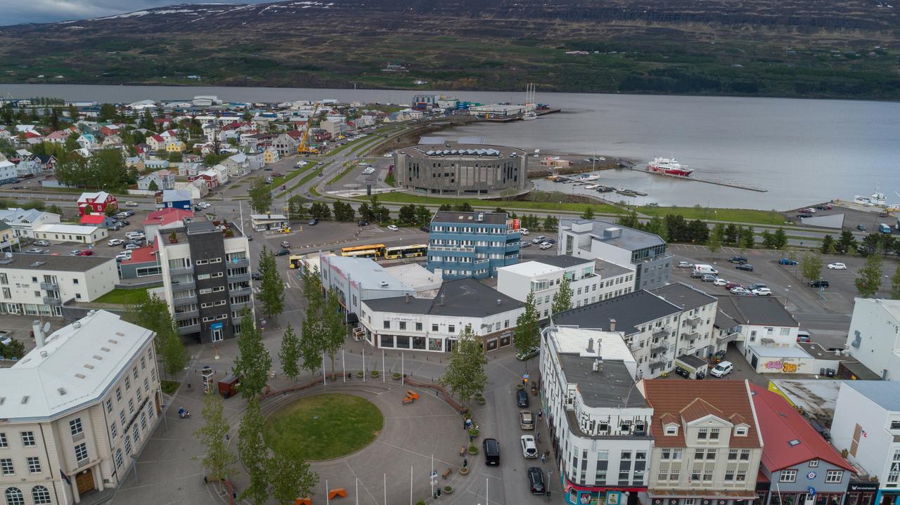 Acco Town Square Apartments Akureyri Esterno foto