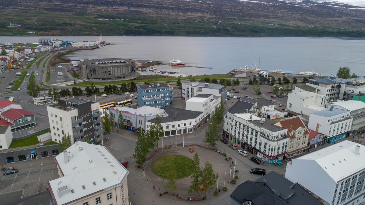 Acco Town Square Apartments Akureyri Esterno foto